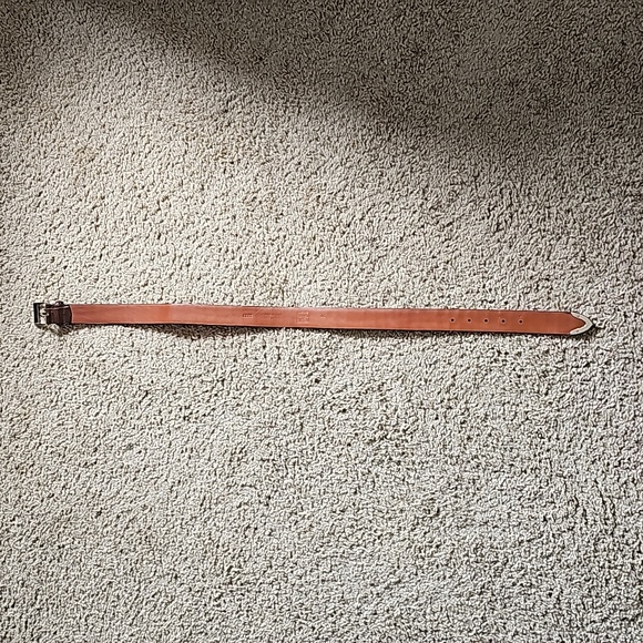 Jos A Bank Leather Belt - Picture 2 of 7